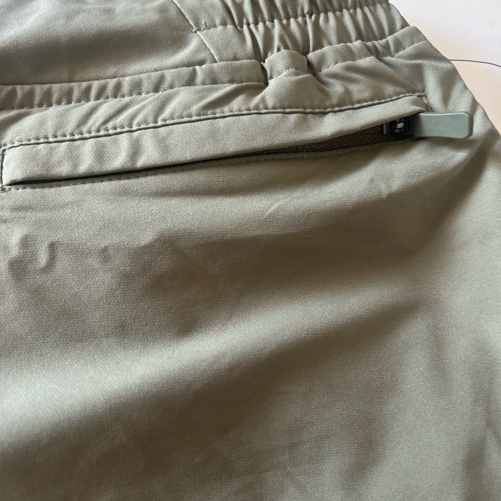 Bass Outdoor Women’s Woven Shorts - Picture 3 of 13
